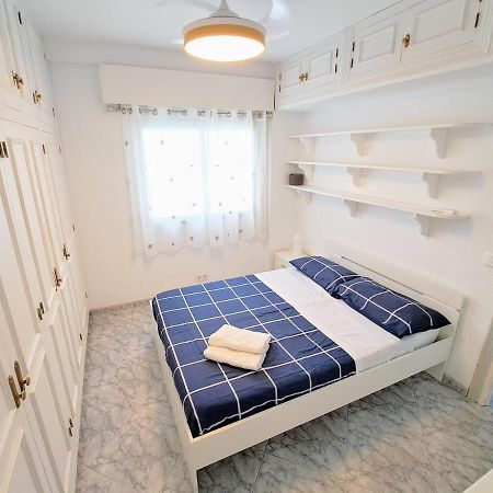 Sea Breeze Apartment Estepona Bagian luar foto