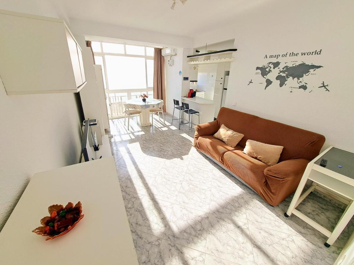 Sea Breeze Apartment Estepona Bagian luar foto