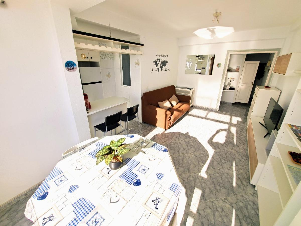 Sea Breeze Apartment Estepona Bagian luar foto