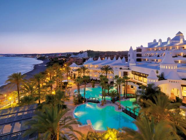 Sea Breeze Apartment Estepona Bagian luar foto